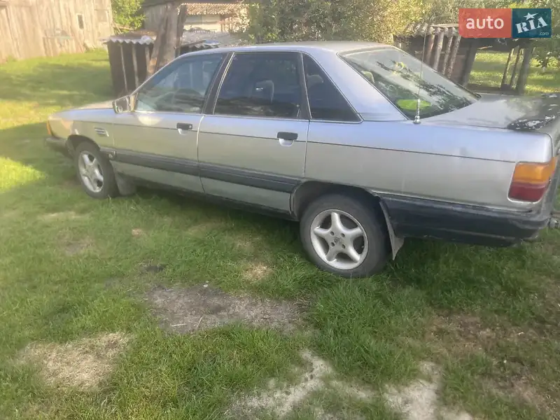 Audi 100 1987 VIN WAUZZZ44ZHN126267 фото оголошення 9 з 39