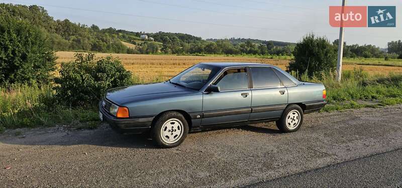 Седан Audi 100 1988 в Черновцах фото 51 Седан Audi 100 1988 в Черновцах