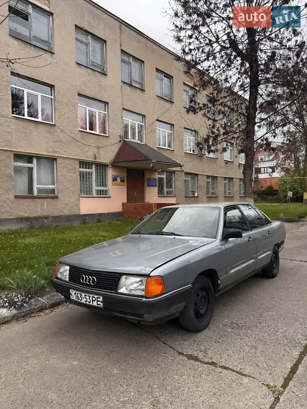 Audi 100 1986