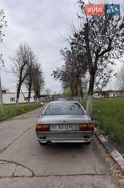 Седан Audi 100 1986 в Ужгороде