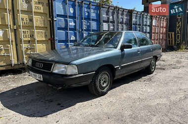 Седан Audi 100 1989 в 