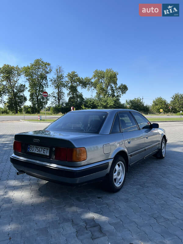 Седан Audi 100 1991 в Чорткове