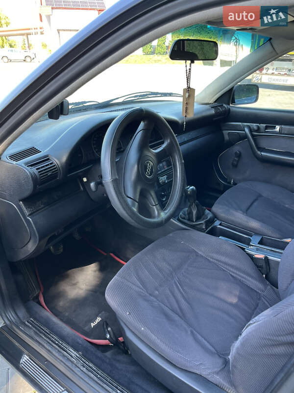Седан Audi 100 1991 в Чорткове