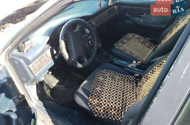 Седан Audi 100 1988 в  фото 4 Седан Audi 100 1988 в