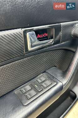 Седан Audi 100 1991 в 