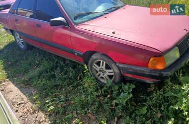 Седан Audi 100 1990 в Хотині