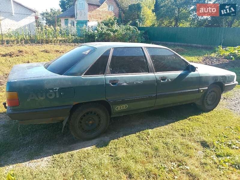 Седан Audi 100 1989 в Шепетівці