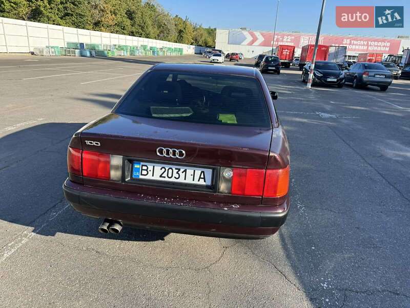 Седан Audi 100 1993 в Кременчуге
