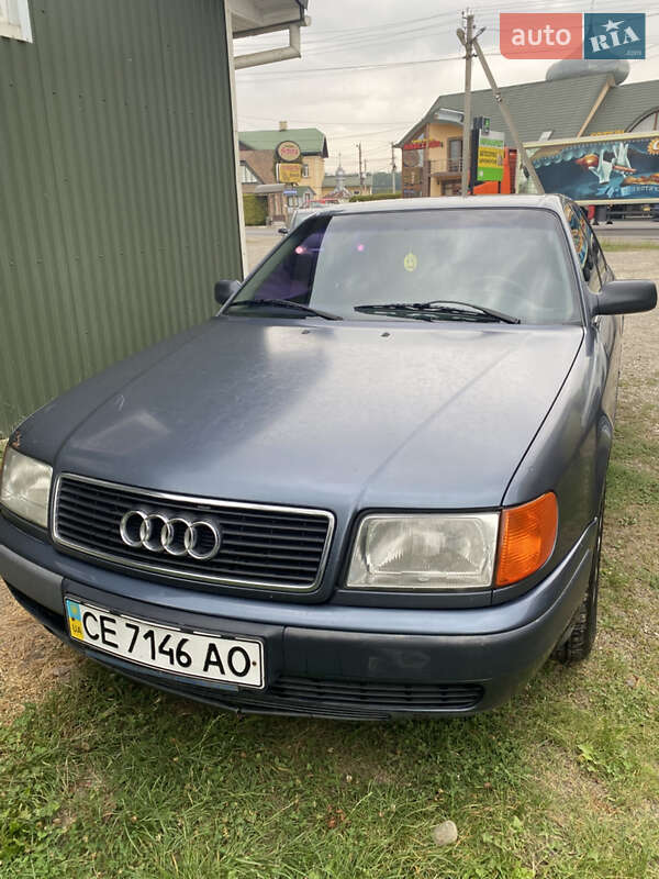Седан Audi 100 1992 в Неполоковцах