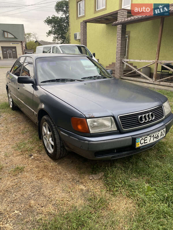 Audi 100 1992 Audi 100 1992