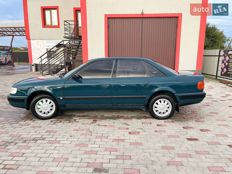 Седан Audi 100 1992 в Городенке