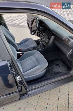 Седан Audi 100 1991 в Ужгороде