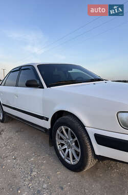 Седан Audi 100 1994 в 