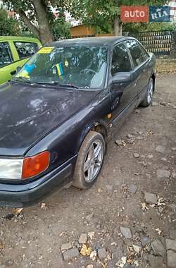 Седан Audi 100 1993 в Хороле