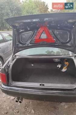 Седан Audi 100 1993 в 