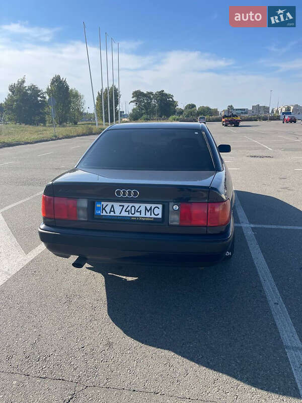 Седан Audi 100 1993 в Киеве