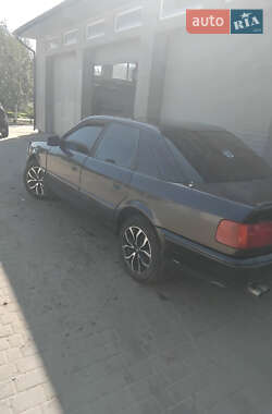 Седан Audi 100 1993 в 