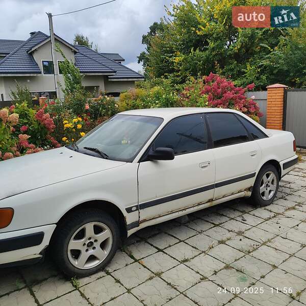 Седан Audi 100 1991 в Киеве