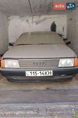 Седан Audi 100 1989 в Киеве