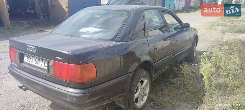 Седан Audi 100 1994 в Дрогобыче