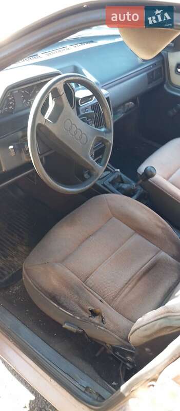 Audi 100 1984