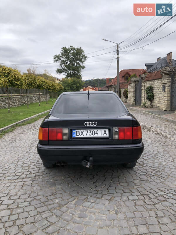 Седан Audi 100 1993 в Каменец-Подольском