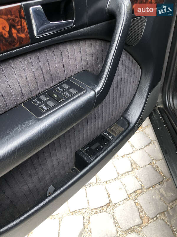 Седан Audi 100 1993 в Каменец-Подольском