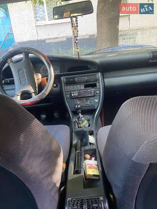 Седан Audi 100 1993 в Запорожье