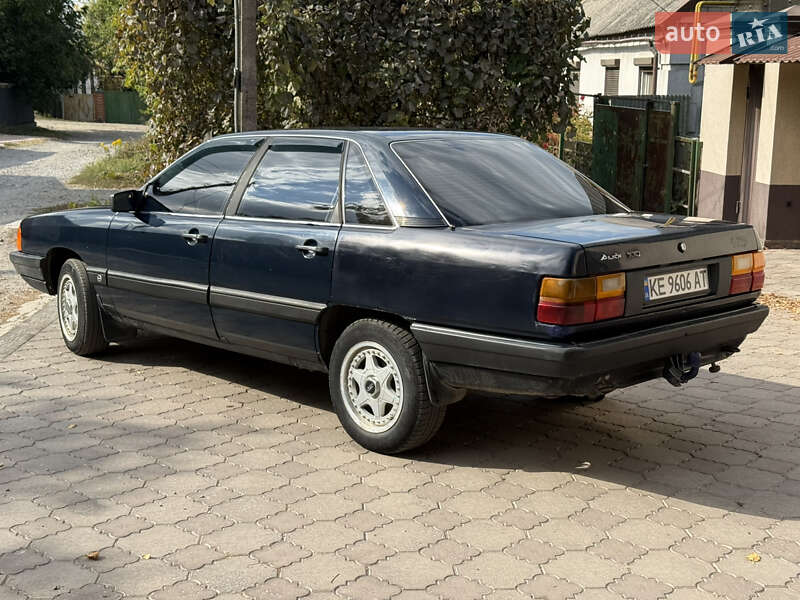 Седан Audi 100 1987 в Днепре