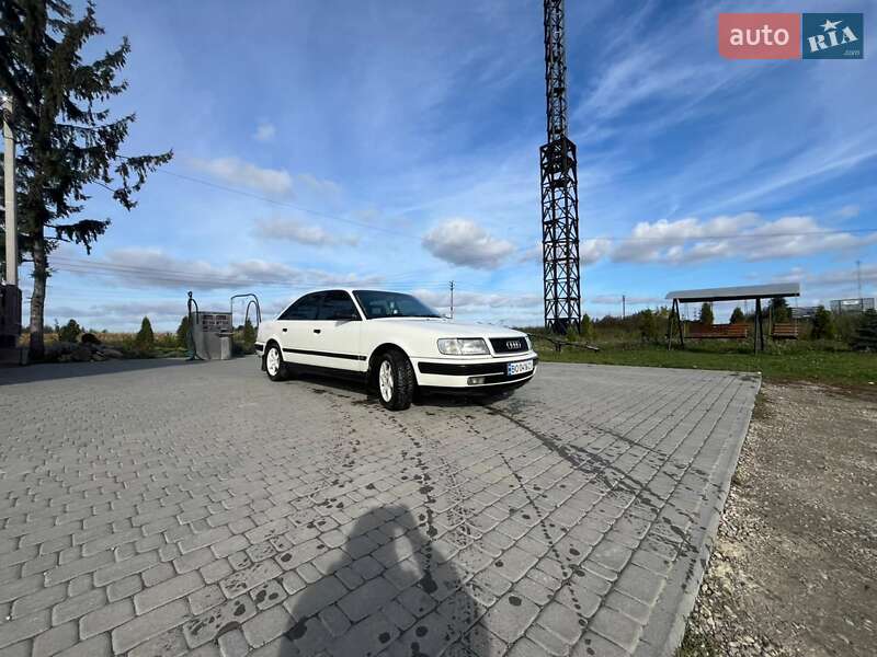 Седан Audi 100 1991 в Борщеві