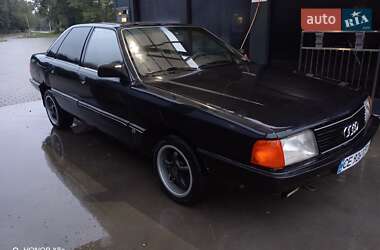 Седан Audi 100 1986 в Черновцах