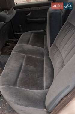 Седан Audi 100 1988 в  фото 6 Седан Audi 100 1988 в