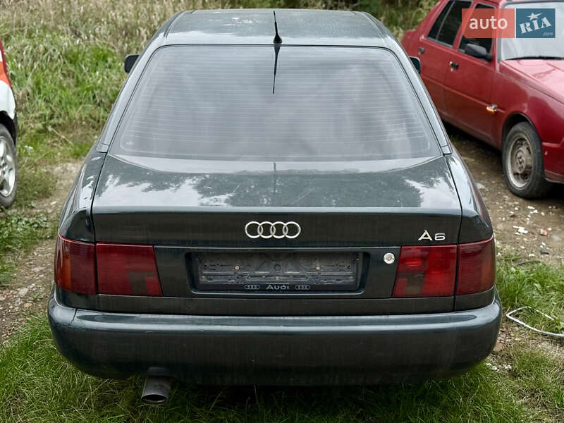Седан Audi 100 1993 в Чернівцях