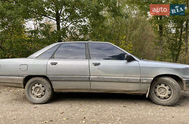 Седан Audi 100 1988 в 