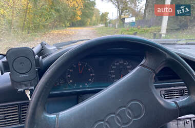 Седан Audi 100 1988 в 