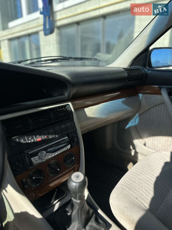 Седан Audi 100 1991 в Чорткові