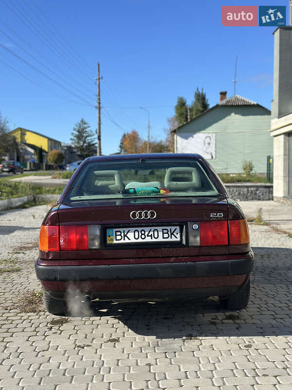 Седан Audi 100 1991 в Чорткові