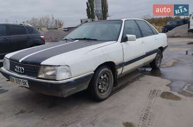 Седан Audi 100 1990 в Березному