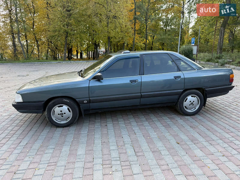 Седан Audi 100 1990 в Ладыжине фото 8 Седан Audi 100 1990 в Ладыжине