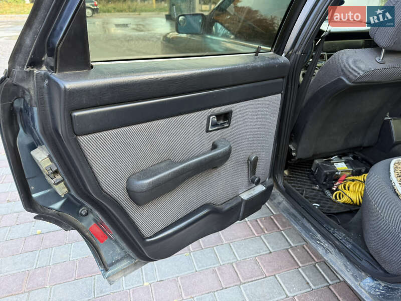 Седан Audi 100 1990 в Ладыжине фото 25 Седан Audi 100 1990 в Ладыжине