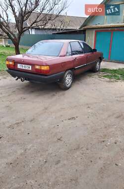 Седан Audi 100 1985 в 