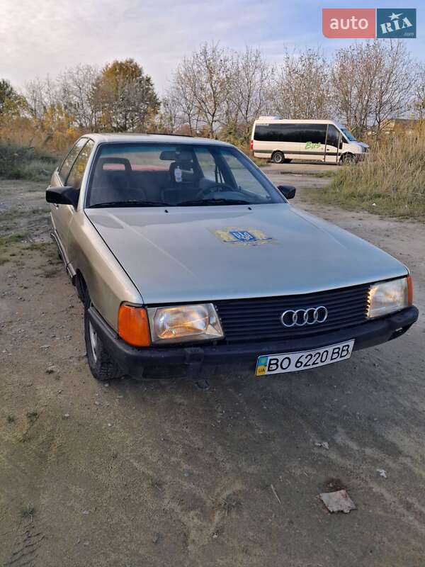 Седан Audi 100 1986 в Здолбуніві