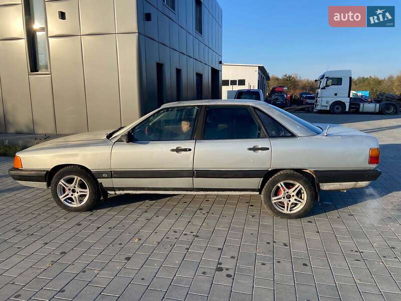 Седан Audi 100 1987 в Хмельницком фото 5 Седан Audi 100 1987 в Хмельницком