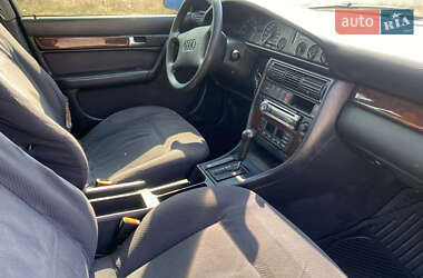 Седан Audi 100 1993 в  фото 10 Седан Audi 100 1993 в