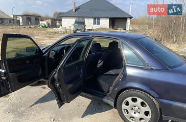 Седан Audi 100 1993 в  фото 16 Седан Audi 100 1993 в
