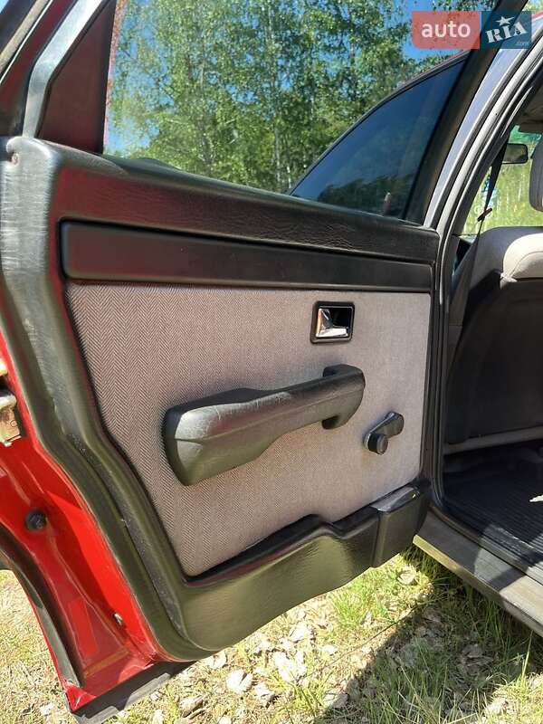 Седан Audi 100 1989 в Шацке фото 8 Седан Audi 100 1989 в Шацке