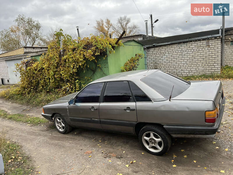 Седан Audi 100 1986 в Кременчуці фото 3 Седан Audi 100 1986 в Кременчуці