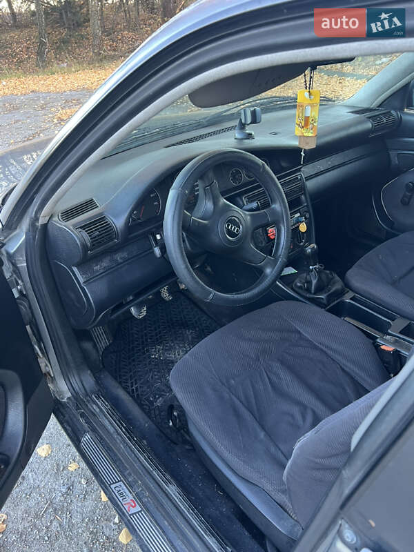 Седан Audi 100 1991 в Копычинце