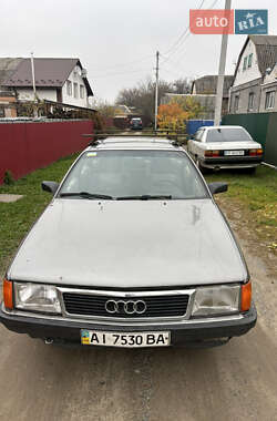 Седан Audi 100 1986 в Василькове