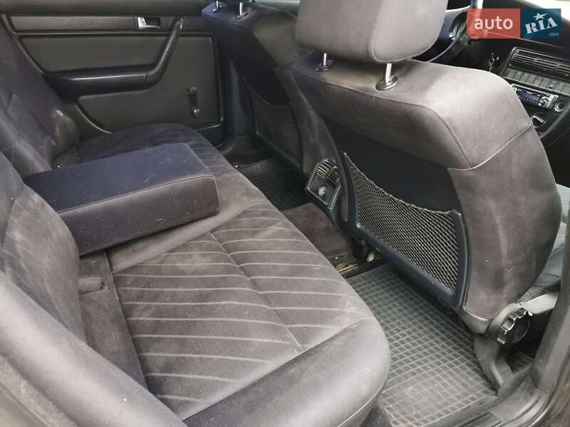 Седан Audi 100 1992 в Хмельницком